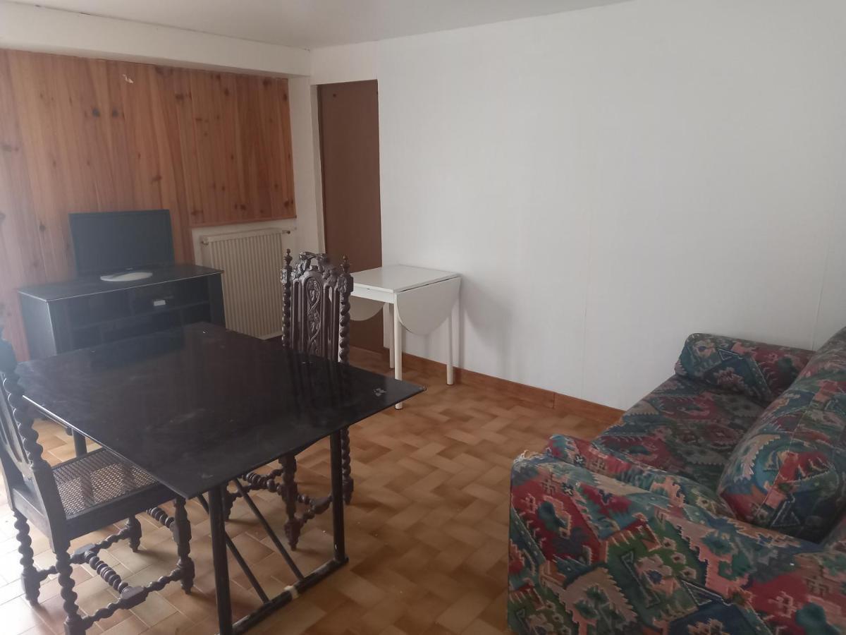 Mon Petit Studio Apartment มองต์มอริญอง ภายนอก รูปภาพ